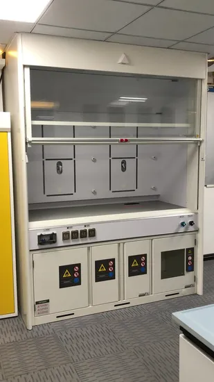 Hotte de laboratoire à économie d'énergie et résistante aux produits chimiques avec châssis vertical, 50/60 Hz, 115/220 V